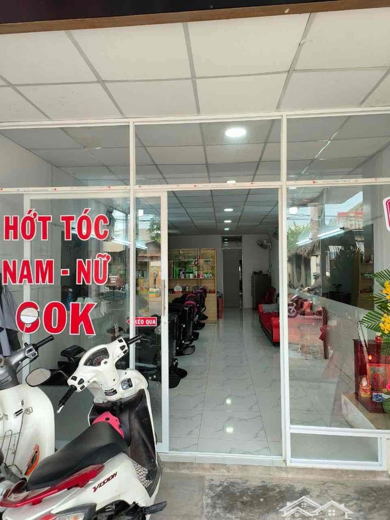 CHÍNH CHỦ SANG TIỆM TÓC NAM MẶT TIỀN  Địa chỉ số 392 Đường Nguyễn Văn  Khối Phường 8 Quận Gò Vấp Tp Hồ Chí Minh  Kênh thông tin bất động