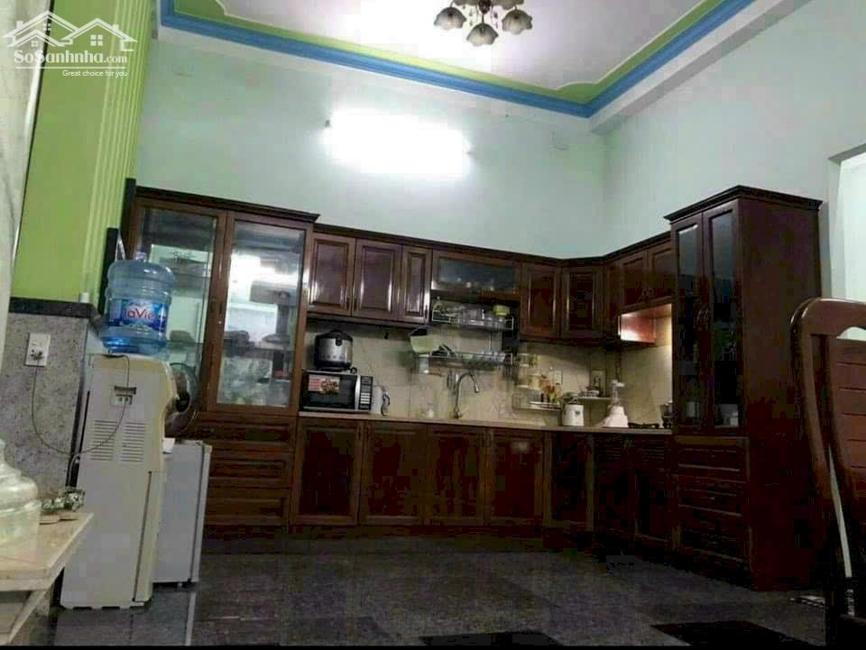 Nhà Mt đường QL1 gần vòng xoay P4 TP Tân An