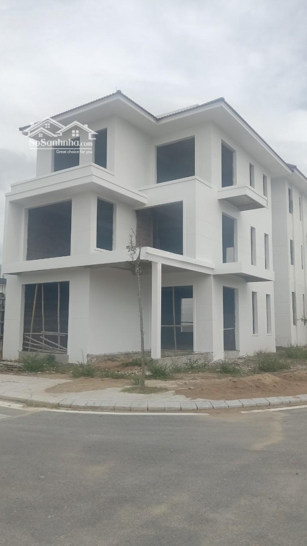 Cần Bán Căn Nhà Vườn Nhà + Đất - Diện Tích 175M2 - Dự Án Cửa Lò Beach Villa - Đối Diện Vin Wonder