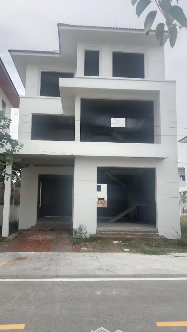 Cần Bán Căn Nhà Vườn Nhà + Đất - Diện Tích 175M2 - Dự Án Cửa Lò Beach Villa - Đối Diện Vin Wonder