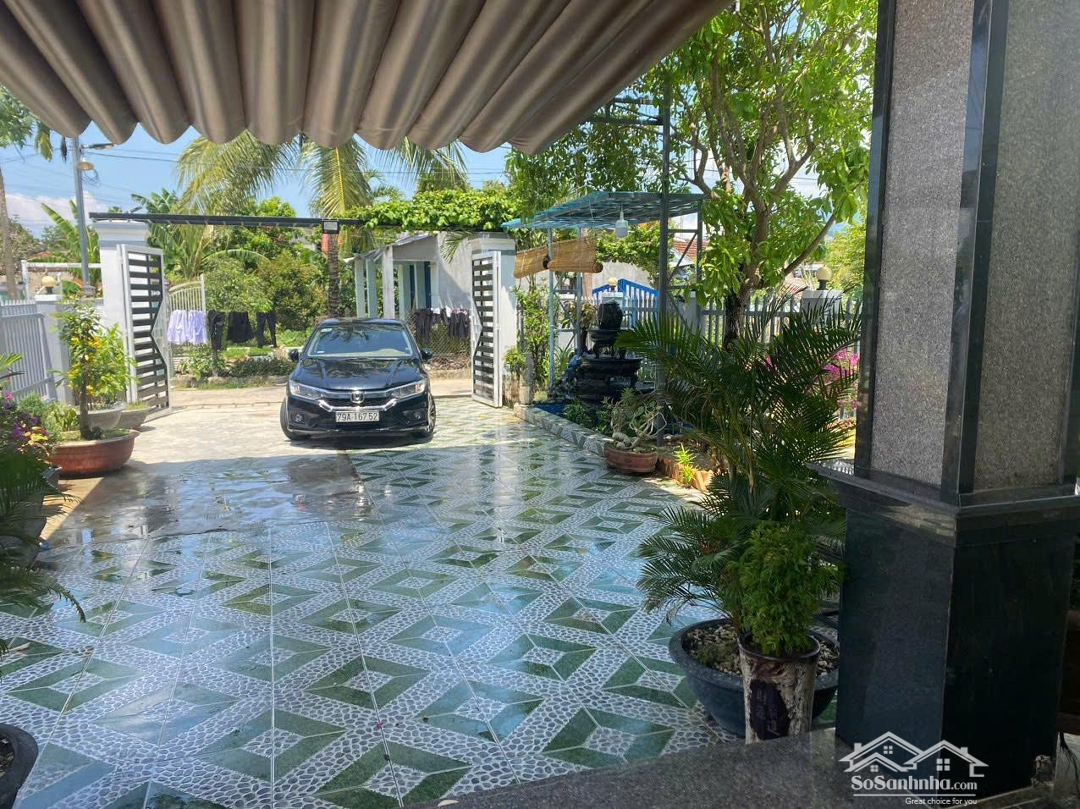 Bán Căn Nhà Biệt Thư Sân Vườn, Diên Phước, Diên Khánh, 279M2, Chỉ Còn 2.2 Tỷ (Giá Cũ 2.45 Tỷ)