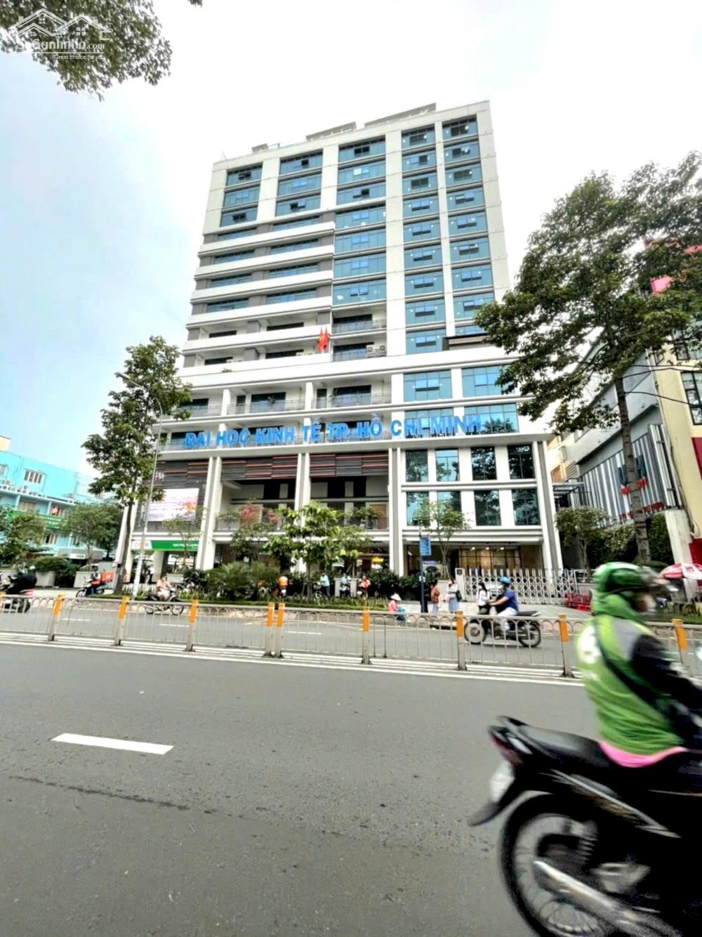 Bán Nhà Mặt Tiền 186 Nguyễn Tri Phương, Quận 10. Đối Diện Đại Học Kinh Tế. 5 Tầng, Có HĐ Thuê 75 Triệu / Tháng