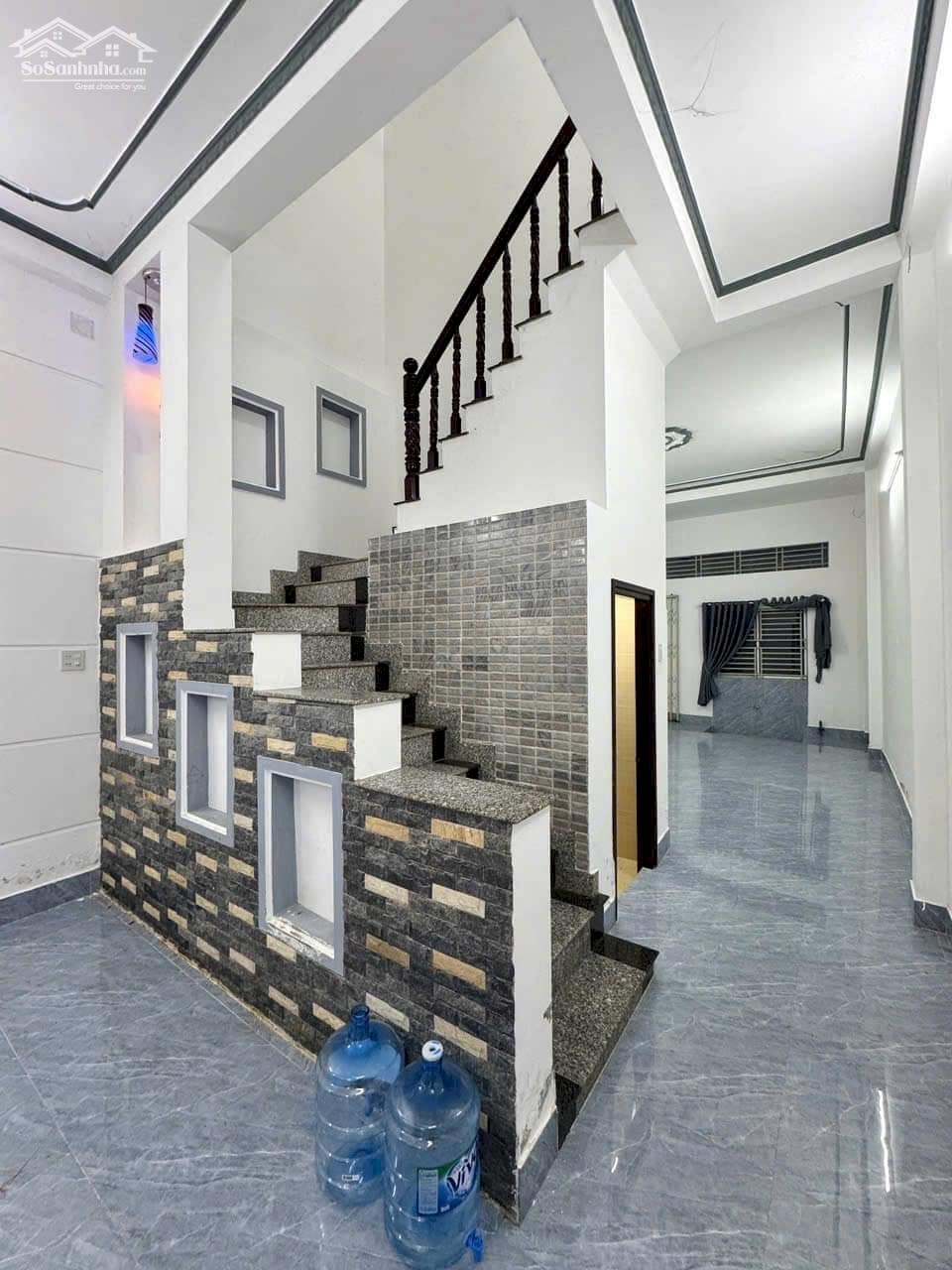 Bán nhà trệt lầu Đường B2 KDC Hưng Phú, Cái Răng