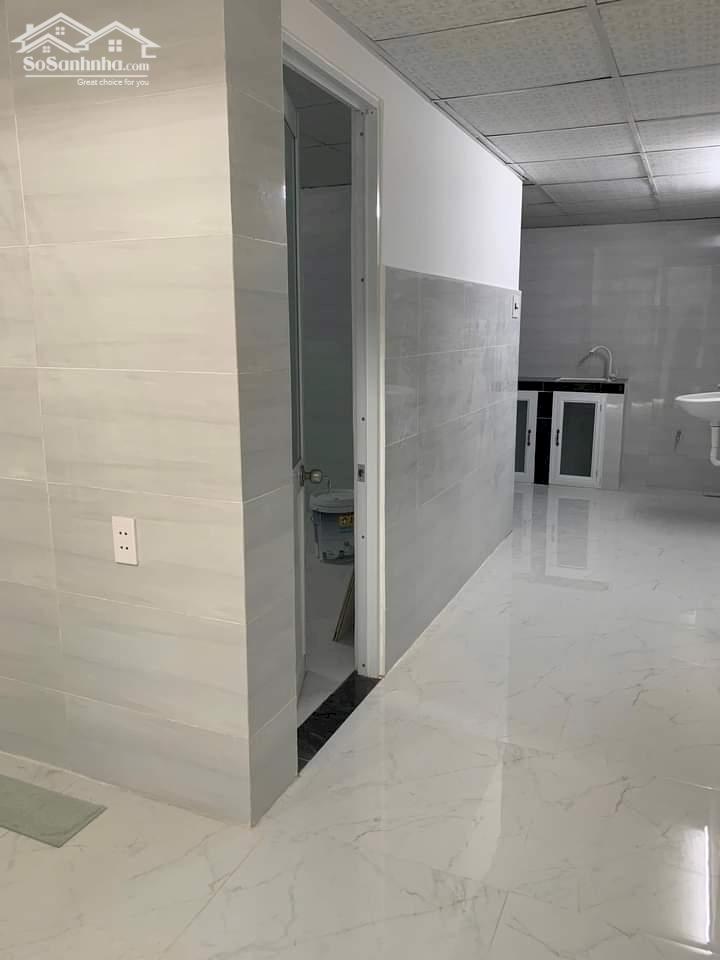 Chủ cần bán nhà C4 , Núi Thành, TT Hải Châu, giá chỉ 2 tỷ.