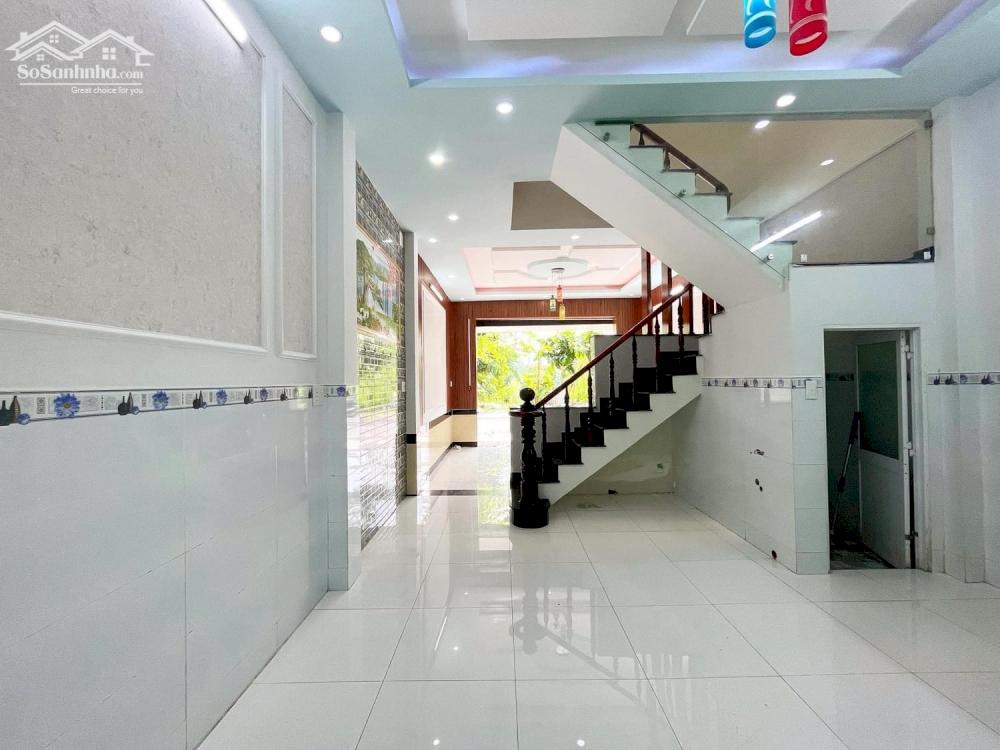 Nhà ngộp KDC Xuyên Á, Đường số 4 vị trí kinh doanh nhà 1T, 1L đẹp