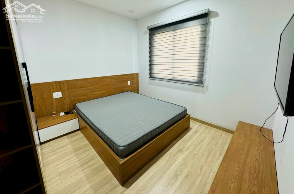 Nhà phố an ninh 5 x 15 River Park có nội thất