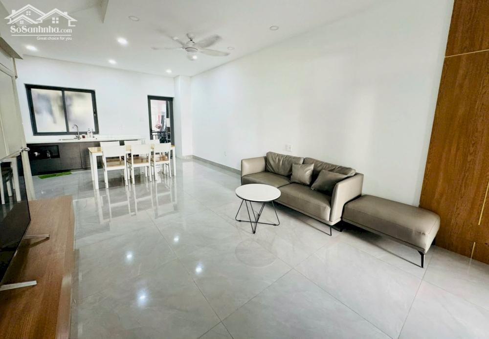 Nhà phố an ninh 5 x 15 River Park có nội thất
