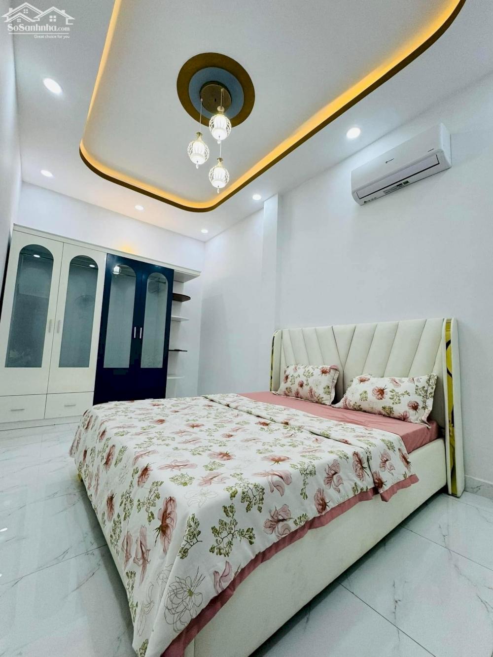 Bán nhà 3 tầng mới keng,37m2, hẻm xe hơi gần đường 3/2 quận 10, cho thuê 25tr/th, 6.x TỶ