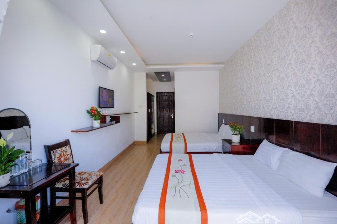 Cần Bán Khách Sạn 19 Phòng Mới Toang Ngay Bãi Biển Ninh Chữ - Lh Zalo 034.430.6879