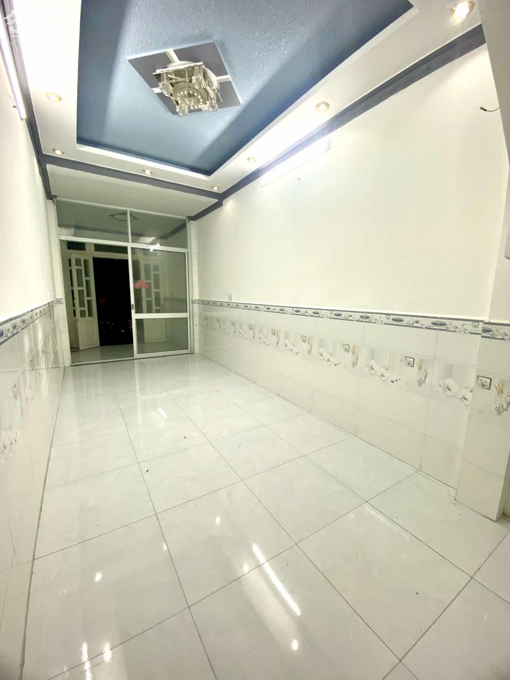 Bán Nhà 2 Tầng - Mặt Tiền Hiệp Thành, Quận 12 - Không Lộ Giới - Giá Rẻ 3.5 tỷ TL.