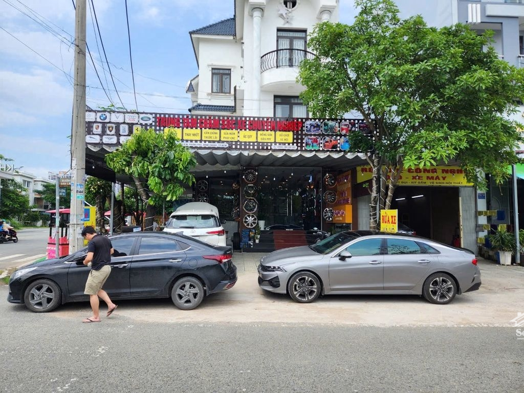 Sang Nhượng Trung Tâm Chăm Sóc Xe - Quán Cafe Bình Chánh