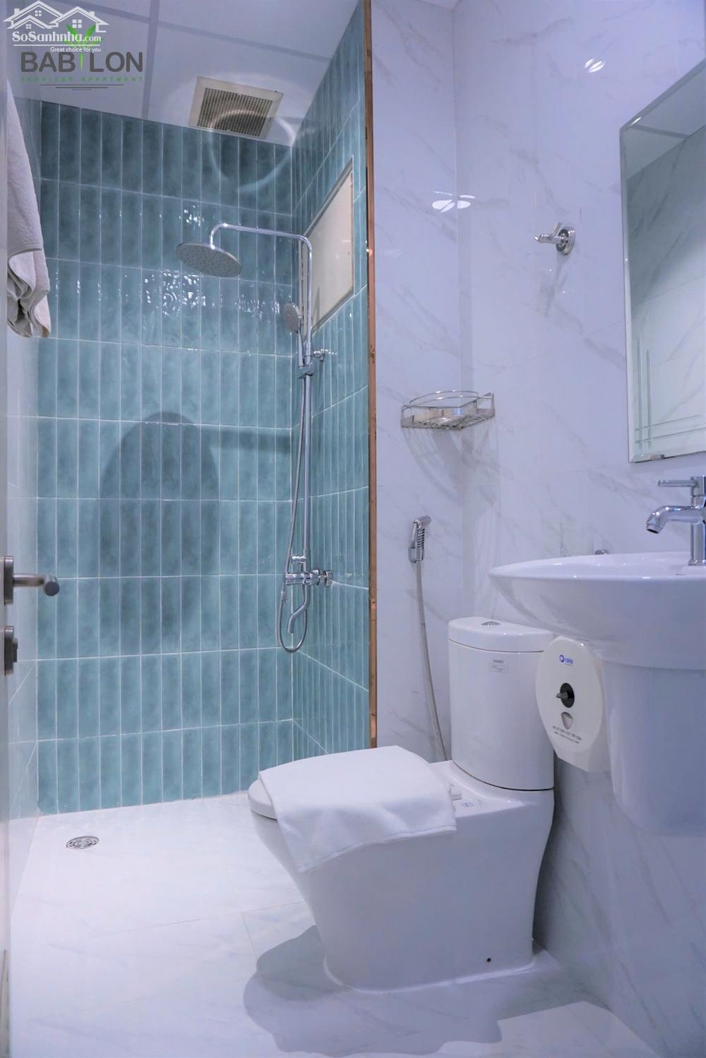 Cho thuê căn hộ studio ban công, Q1 gần ĐH Văn Lang, CV 23/9, chợ Bến Thành