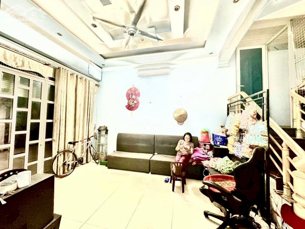 BÁN 2 CĂN NHÀ 3 TẦNG  liền kề ( xây biệt thự mini trong lòng thành phố) tại MIẾU HAI XÃ