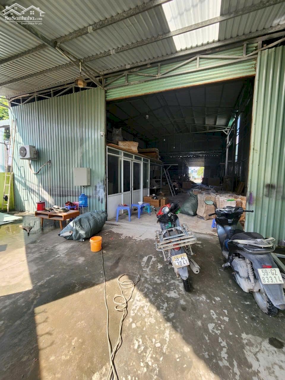 Cho Thuê 800m đất vá 350m Xưởng Thạnh Xuân Quận 12. Chỉ 20tr Xe container