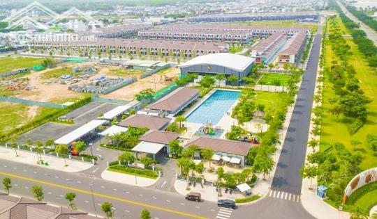 Nhà bán Bình Dương, ngay Vsip2, đối diện công viên tiểu khu Khu đô thị Sun Casa
