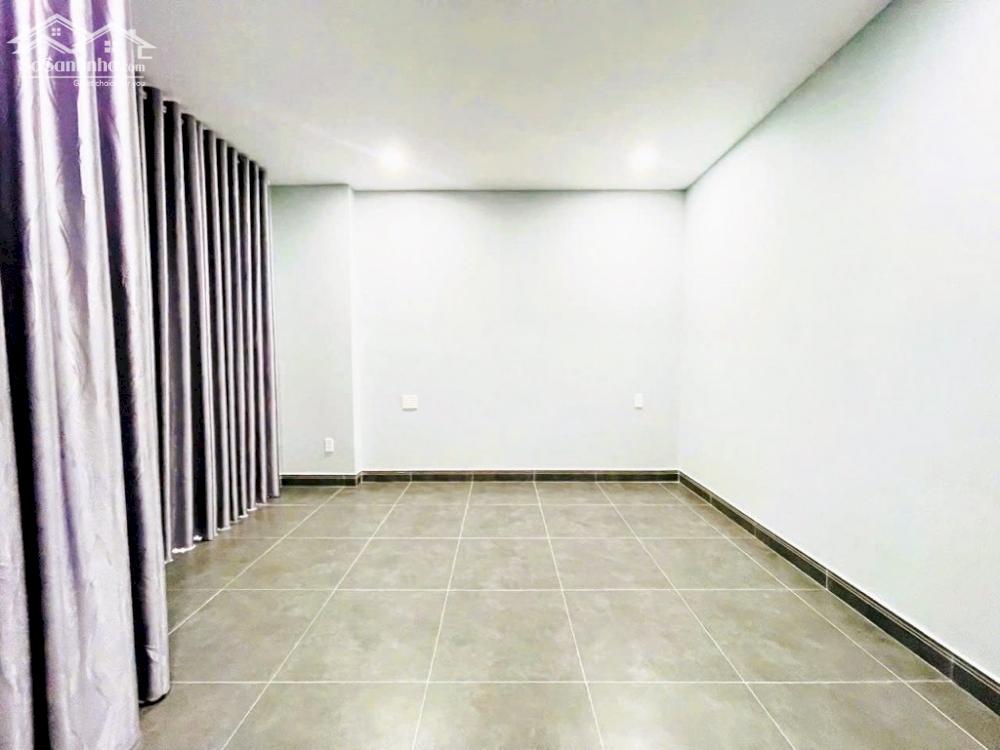 NHÀ MỚI THƠM SƠN - 4 TẦNG (4,5 x 11,5) - 7 CHỖ ĐỖ CỬA - PHẠM VĂN CHIÊU - GV.