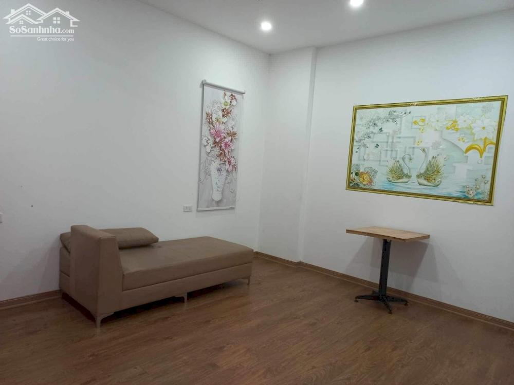 BÁN NHANH CĂN GÓC VŨ ĐỨC THẬN, HÀNG XÓM BIGC LONG BIÊN 30M 5 TẦNG Ô TÔ ĐỖ CỬA GIÁ CHÀO 5.8 TỶ