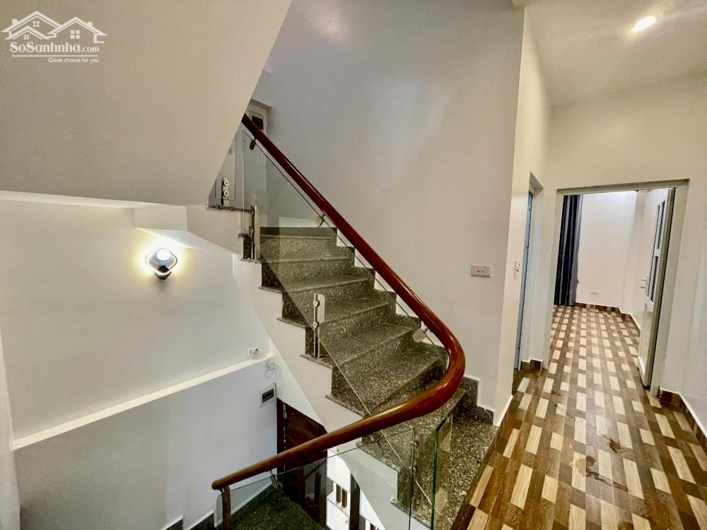 Bán nhà 4 tầng độc lập đường Phủ Thượng Đoạn, Đông Hải 1, Quận Hải An, Hải Phòng