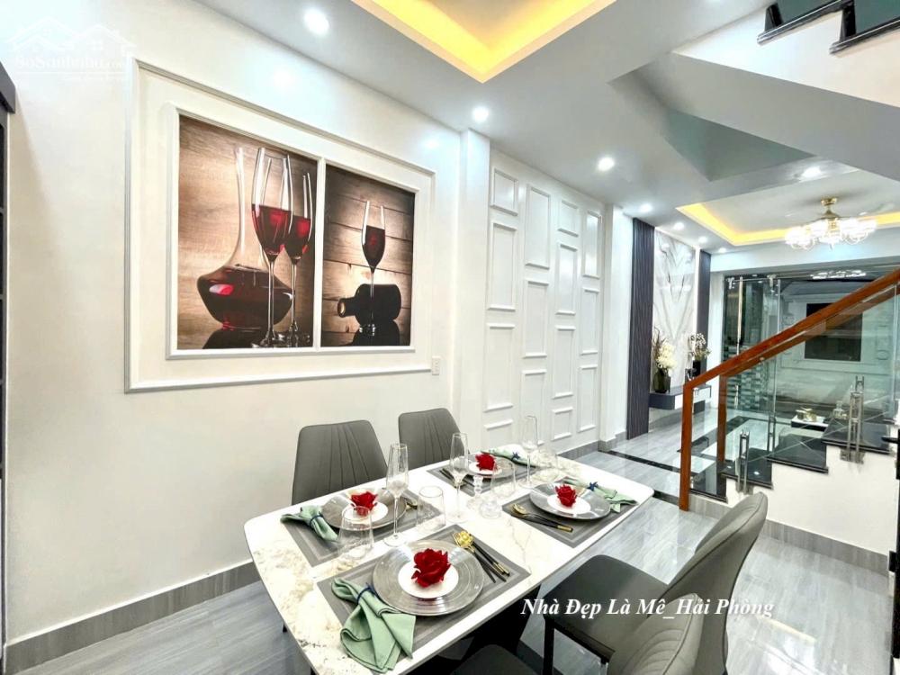 Nhà 4 tầng xây mới độc lập ngõ 82 Lê Lai, quận Ngô Quyền, Hải Phòng