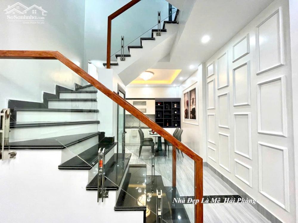 Nhà 4 tầng xây mới độc lập ngõ 82 Lê Lai, quận Ngô Quyền, Hải Phòng