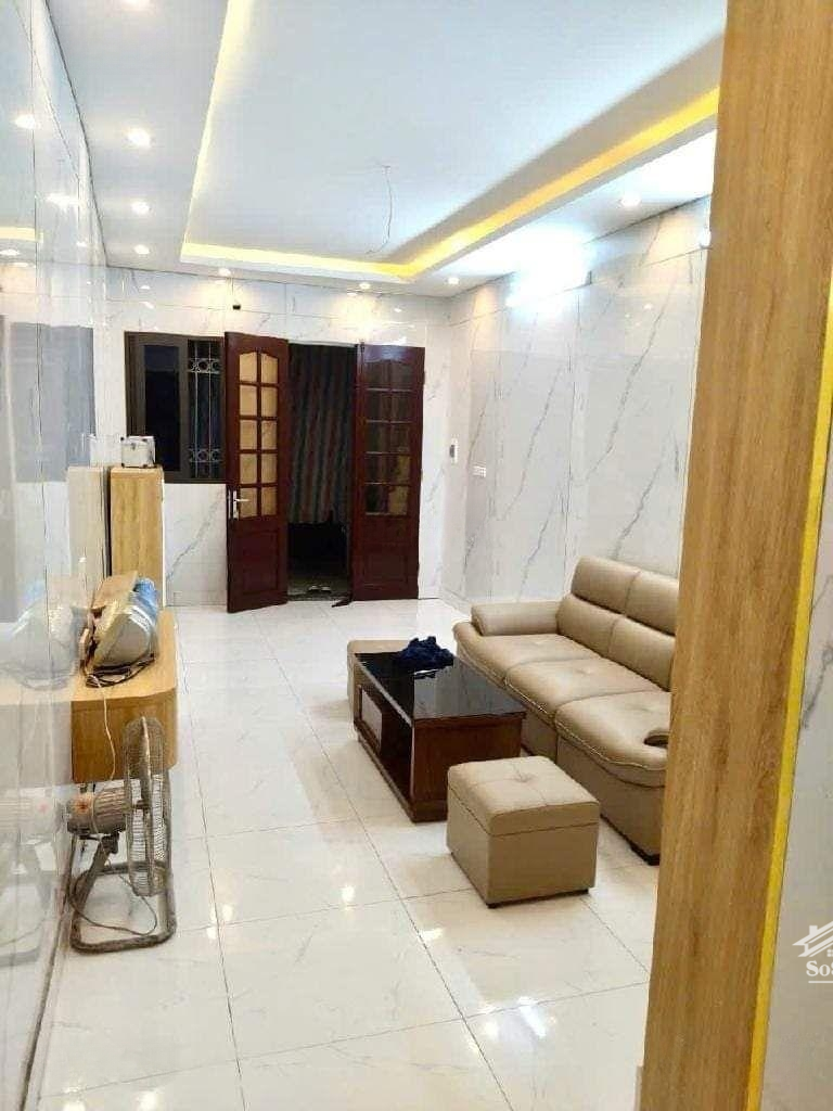 Nhỉnh 8 T.y Có Ngay Một Cô Hoa Hậu Để Kinh Doanh. Gần Phố Xã Đàn 45M 4Tmặt Ngõ Kinh Doanh - Ô Tô