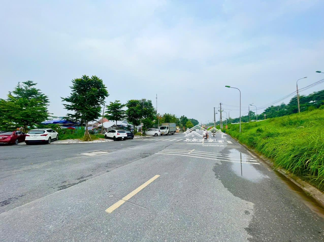 Mặt Phố Bát Khối, Long Biên,Diện Tích330 M, 4 T,Mặt Tiền10 M, Giá Bán 41 Tỷ 9,Diện Tíchrộng, Giá Rẻ, View Triệu Đô