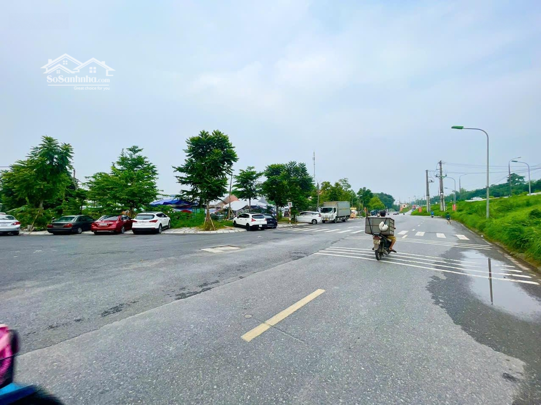 Mặt Phố Bát Khối, Long Biên,Diện Tích330 M, 4 T,Mặt Tiền10 M, Giá Bán 41 Tỷ 9,Diện Tíchrộng, Giá Rẻ, View Triệu Đô