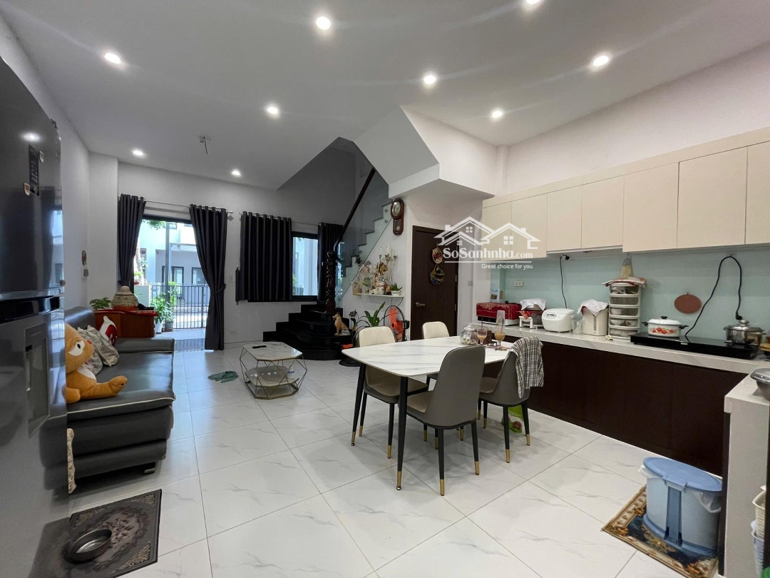 Hàng Hiếm-Bán Nhà Full Nội Thất , Dọn Về Ở Ngay, Giá Tốt Cuối Năm.