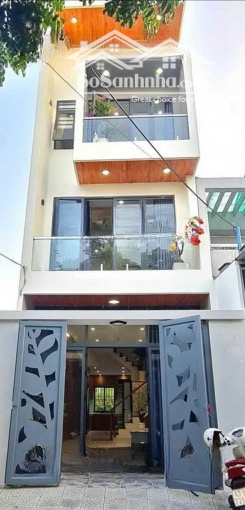 Lên Sóng Nhà Siêu Đẹp Giá Ngộp Đường Lạc Long Quân, Quận 11. Giá: 3.775 Tỷ. Diện Tích: 5Mx15M. Sổ Sẵn