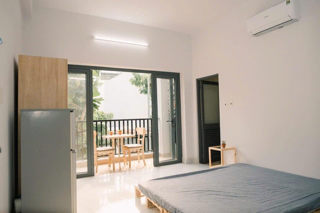 Giá Vàng Giảm - Sale Cực Sốc - Studio Bancong Full Nội Thất - Văn Lang Cs3 - Đặng Thuỳ Trâm