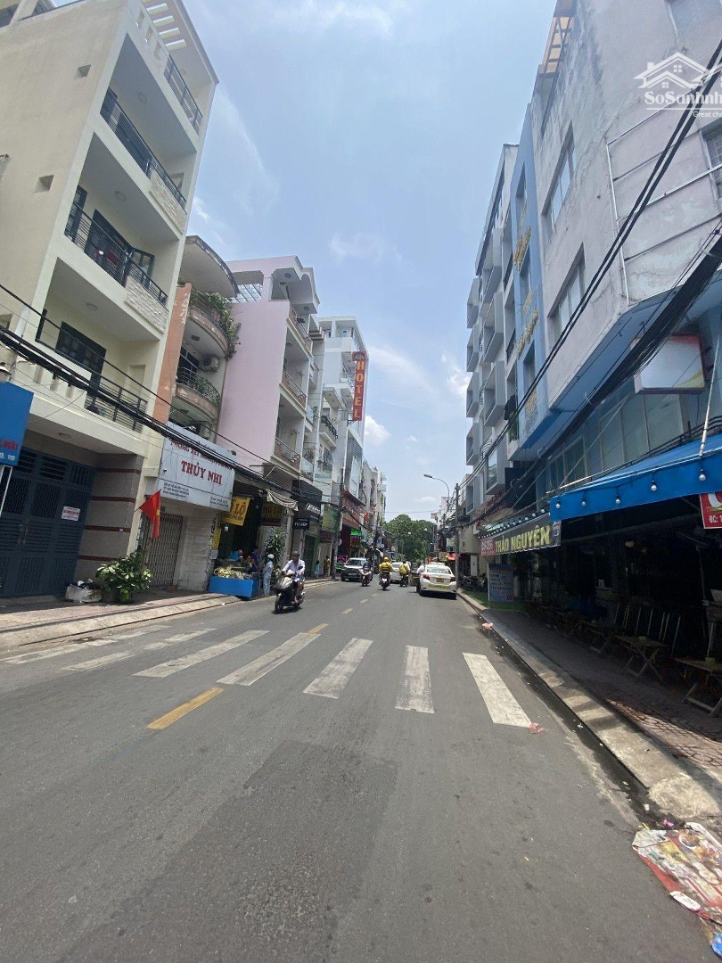 Bán Nhà Mặt Phố Tại Đường Hồ Bá Kiện, 11,8 Tỷ, 47M2, 2 Tầng, 3 Pn