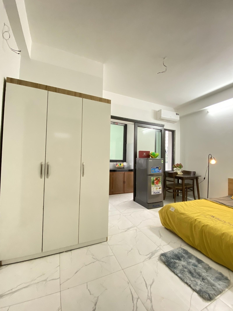 Căn Hộ Studio Rộng Rãi - Đầy Đủ Nội Thất, Tiện Nghi - Gần Cầu Tó - Oto Đỗ Cửa
