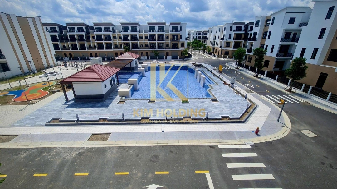Bán Cặp Shophouse Thương Mại Vị Trí Đường Đẹp, Gần Trường Học Giá Chỉ 5, X Tỷ 1 Căn