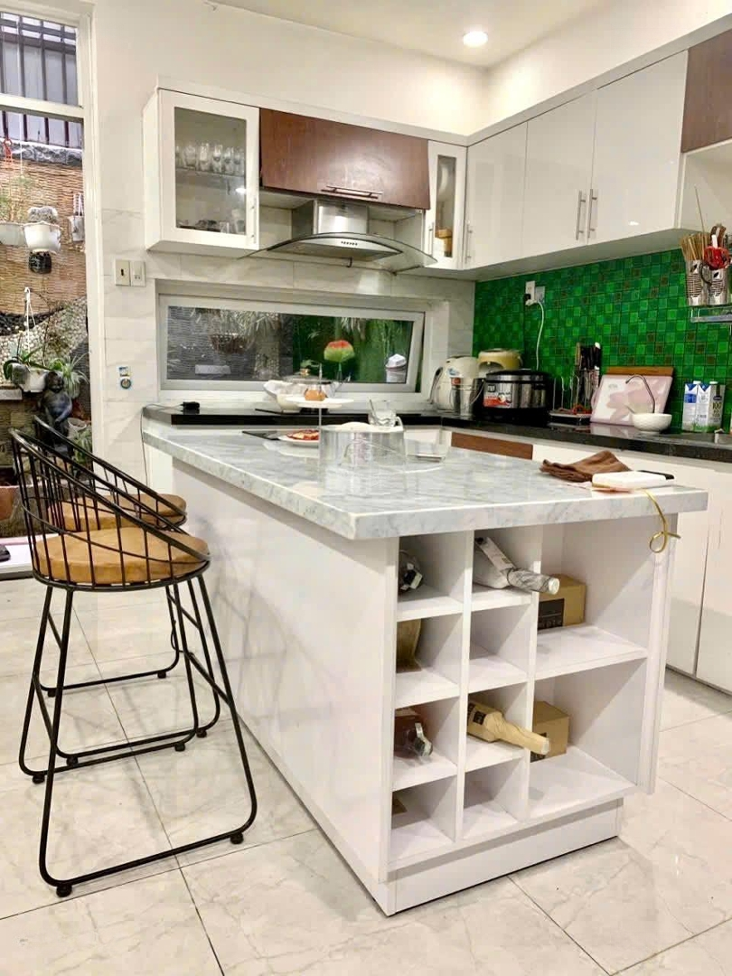 Bán Nhà 4 Tầng Mặt Tiền Đường A2 Văn Tiến Dũng, Vcn Phước Hải, Nha Trang