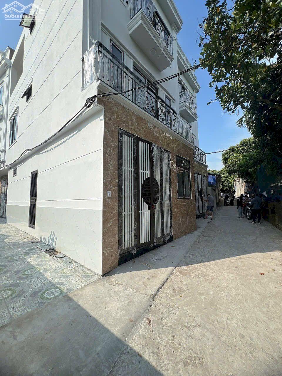 Bán căn 43m2x3T, 10m ra trục chính Địa Thành, BK 300m trường, chơ, UBND