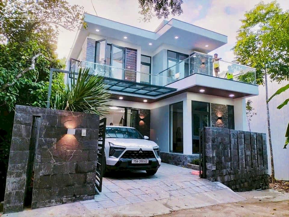 Nhà 2 Tầng Lê Ngô Cát- Thiết kế hiện đại, công năng đầy đủ, Khu vực cao ráo- Giá 2,7xx Tỷ