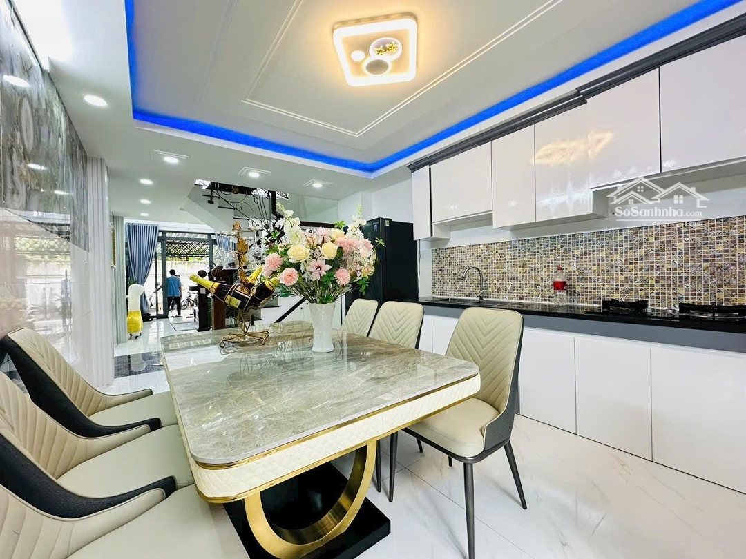 Nhà Phốhẽm Xe Hơiquang Trung (5X14M) - Có Nội Thất - 5 Phòng Ngủ- Giá 19 Triệu/Th