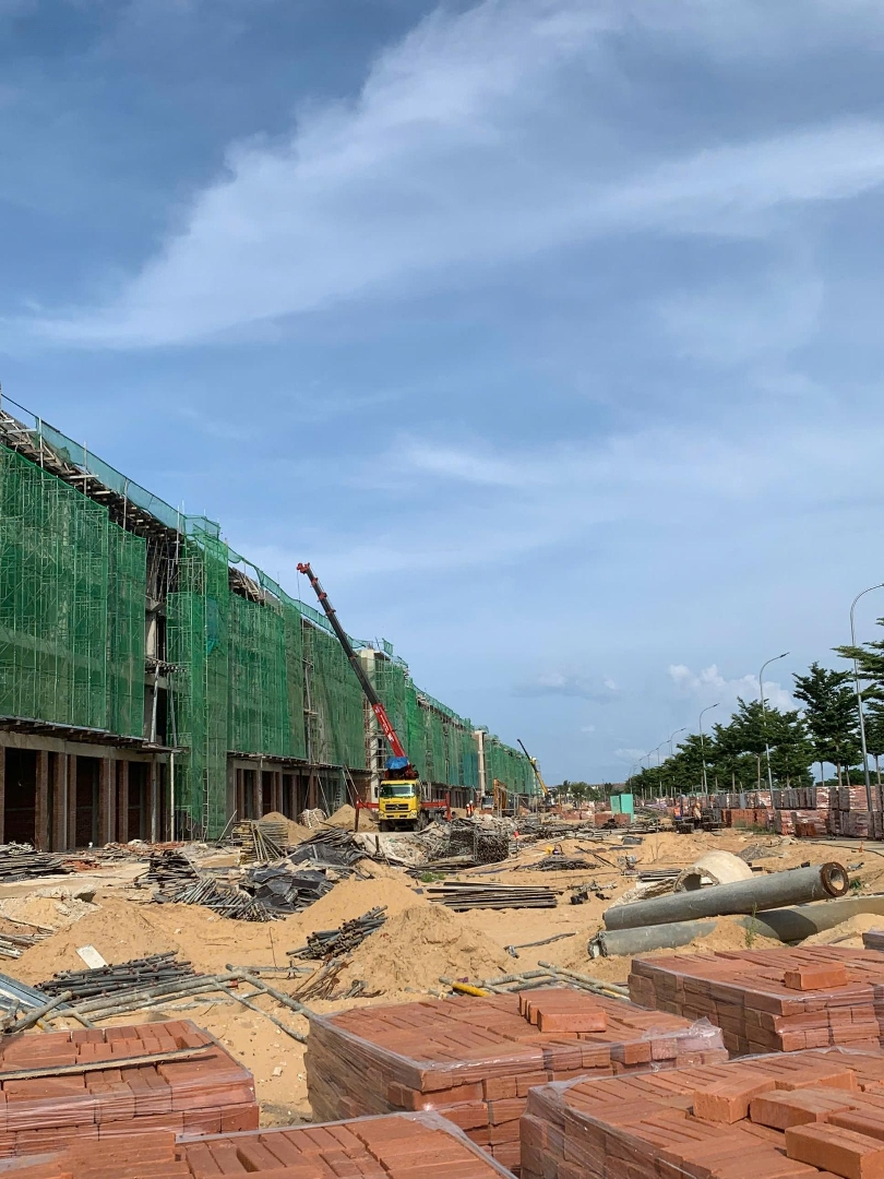 Bán Đất Nền Biển 100M2 Sổ Hồng Lâu Dài, Mặt Tiền Quốc Lộ 19B. Liên Hệ 0799943888