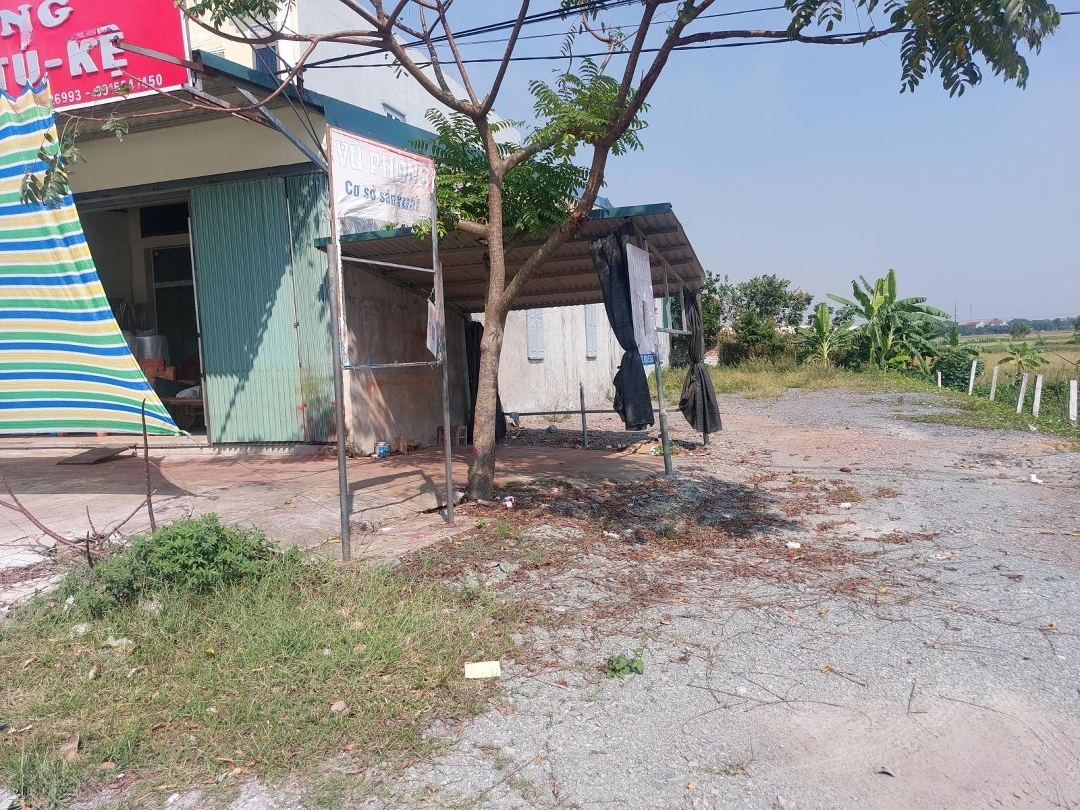 Cho Thuê Lâu Dài Đặt Mặt Đường 10 Để Làm Nhà Xưởng Hoặc Cửa Hàng Tại Xã Khánh Cư Huyện Yên Khánh