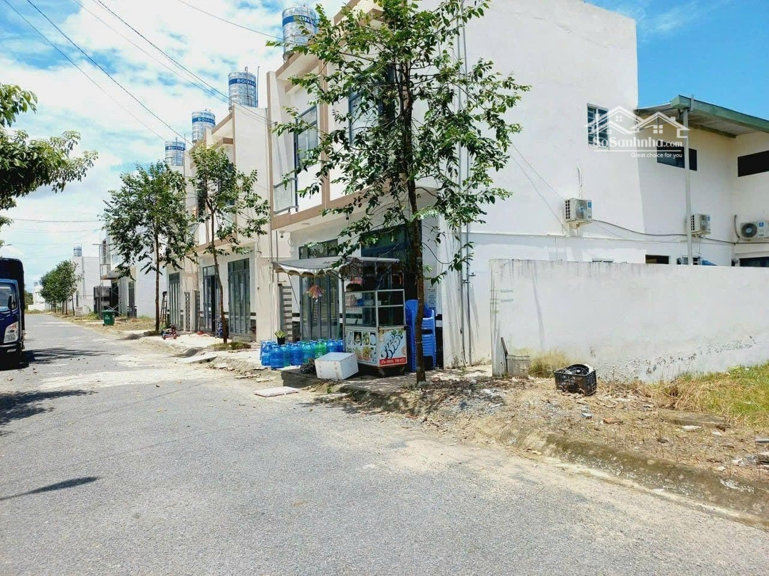 Cần Bán Gấp Nền Thổ Cư 90M2 Chỉ 940 Triệu Tại Tt. Bến Lức, Long An Hỗ Trợ Gpxd, Shr, Đầy Đủ Pháp Lý
