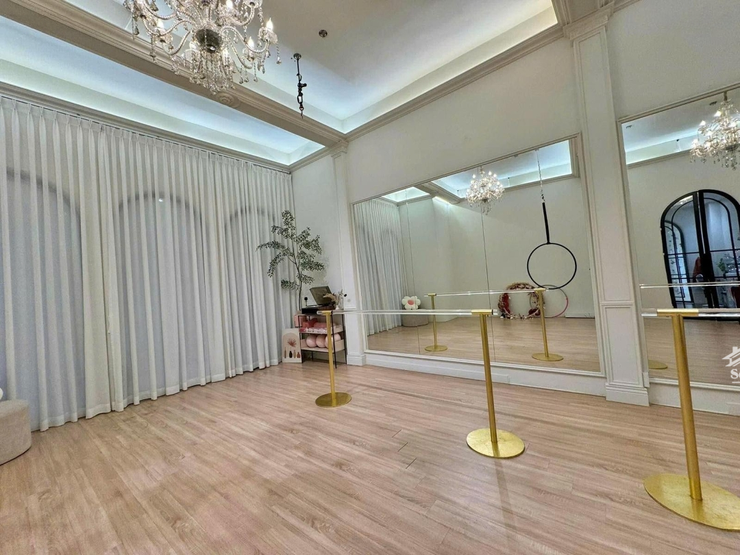 Cho Thuê Mặt Bằng 60M2 Tầng 4 - Nhà Mặt Phố Gần Ngã Tư Phan Đình Phùng - Hàng Bún