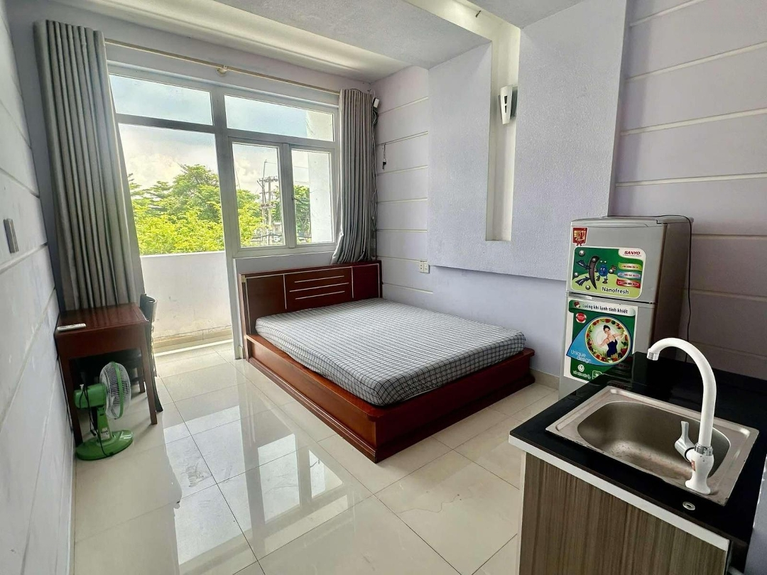 Phòng Trọ Sinh Viên Có Ban Công View Đẹp Đầy Đủ Nội Thất Đối Diện Đại Học Rmit, Tôn Đức Thắng