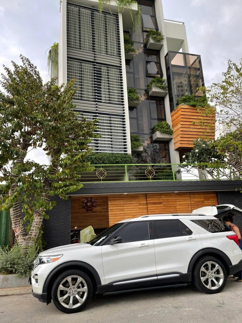 Villas Sư Vạn Hạnh Đẹp Nhất Q10Diện Tích10M X 25M Thang Máy Hầm 3 Lầu St, 61 Tỷcó Thương Lượngminh Hải 0768 999 868