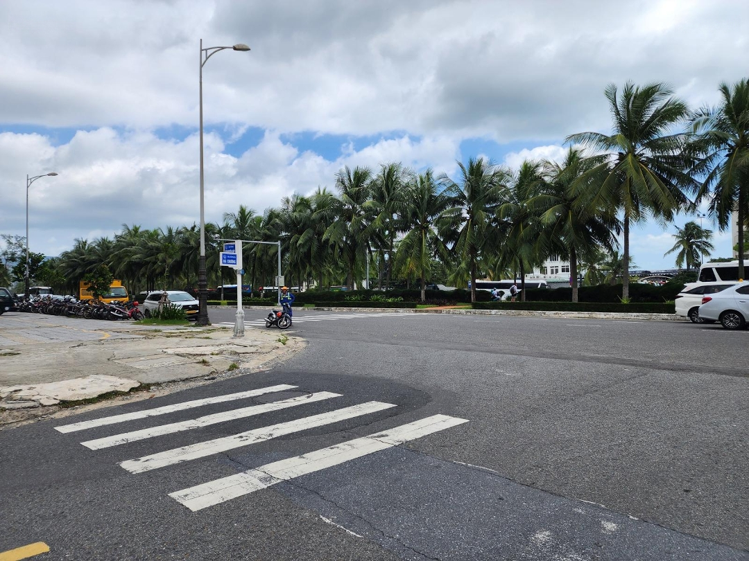 Bán 245M Đất Tại Đường Hà Chương, Sơn Trà, Đà Nẵng - Giá Tốt Nhất Chỉ 23,5 Tỷ