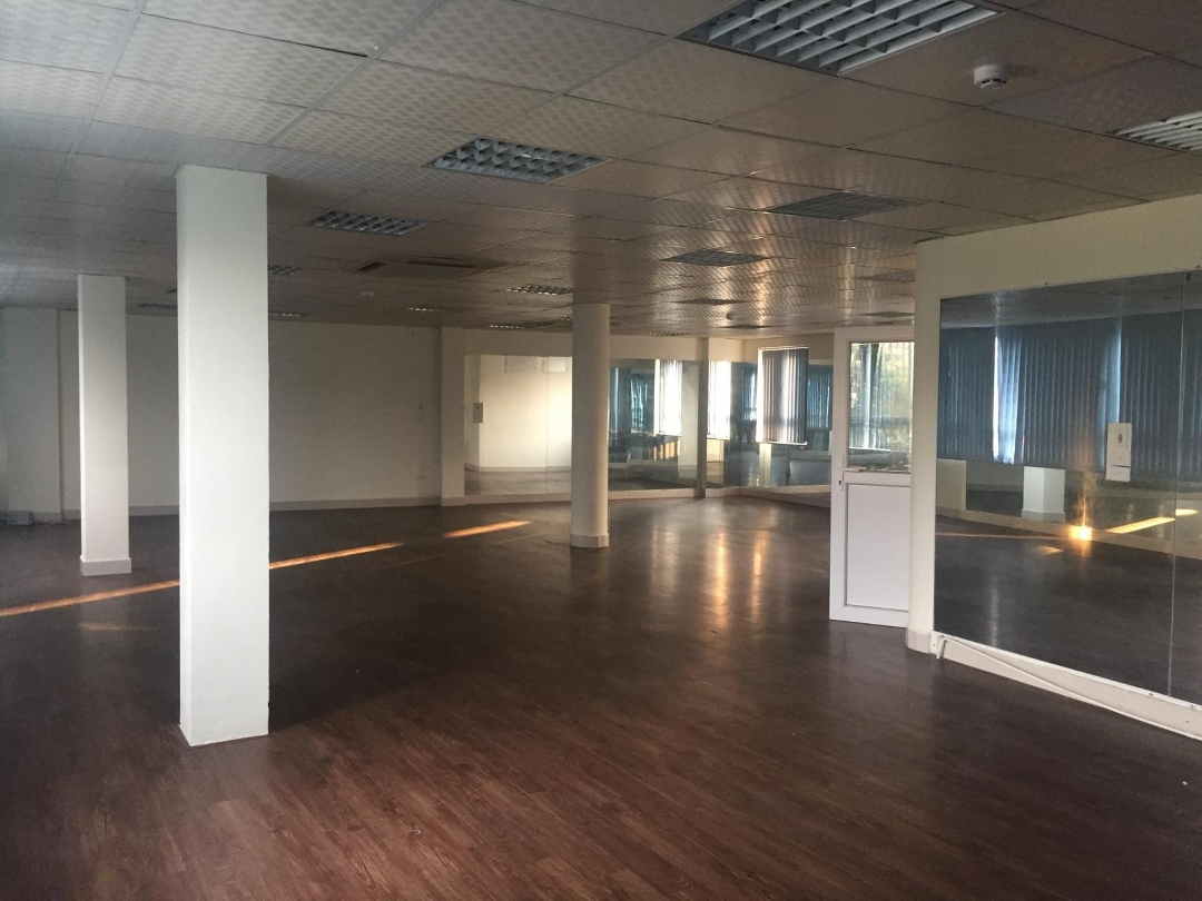 Cho Thuê Cả Tòa Nhà Vp Phố Đại Cồ Việt, Hai Bà Trưng, Hà Nội,Diện Tích105M2 X 8 Tầng, Tm, Giá 95 Triệu/Tháng