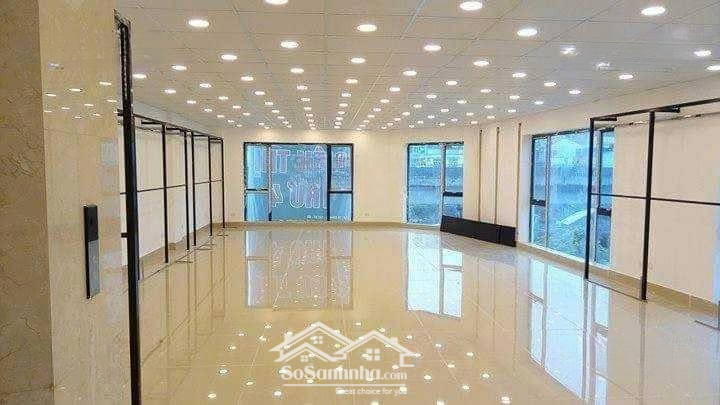 Siêu Phẩm Có 1 Không 2 - Nhà Mặt Phố Đoàn Trần Nghiệp -Diện Tích70M2 X 4 Tầng -Mặt Tiền6,3M - Vị Trí Đắc Địa