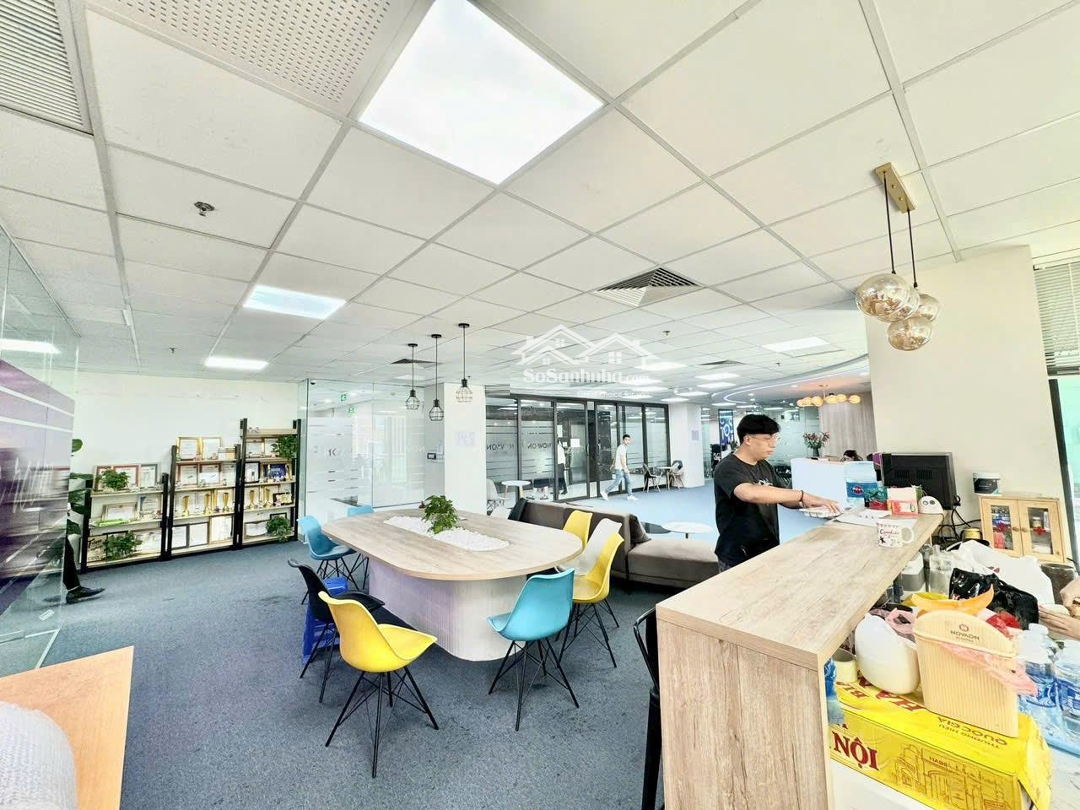 Cần Cho Thuê Văn Phòng Tại Phố Khúc Thừa Dụ, Cầu Giấy 180M2 30 Triệu