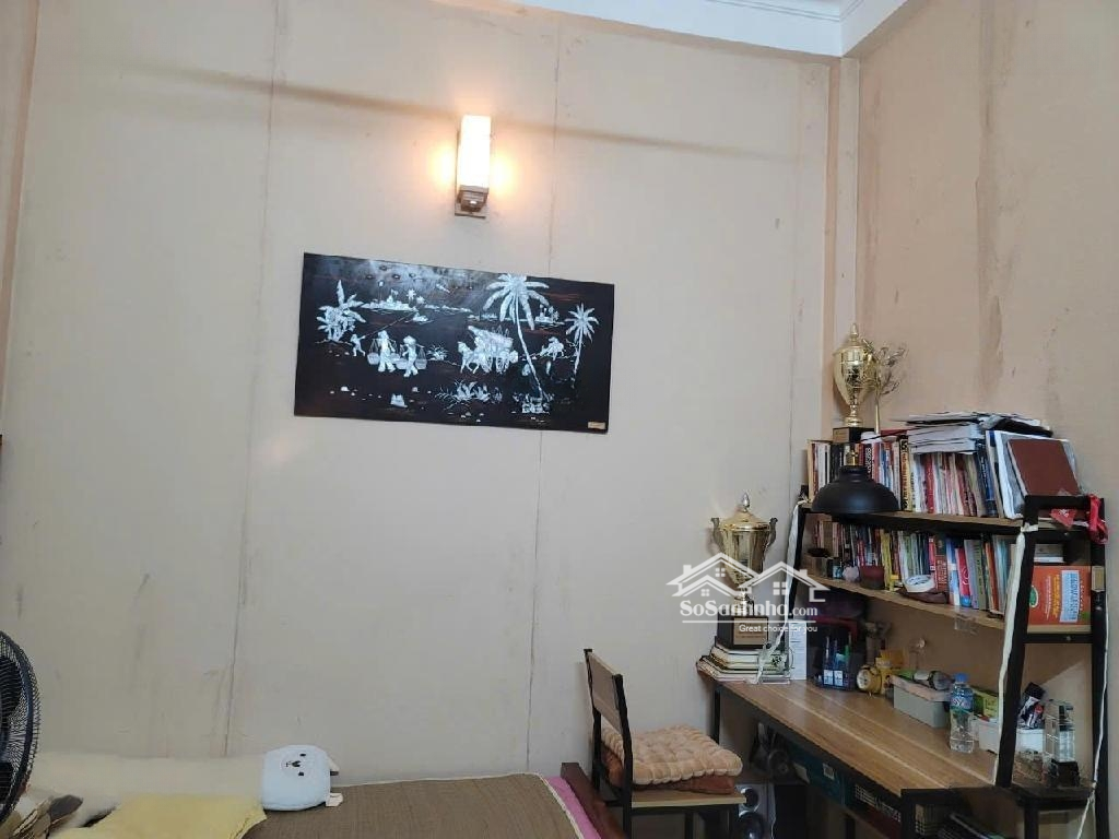 Bán Gấp Nhà Hiếm Nguyễn Phong Sắc-Ngõ Thông-Ô Tô Vào Nhà-An Ninh Tốt-Dân Trí Cao-60M-4.5.Mt-24 Tỷ
