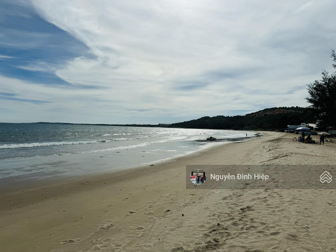 Bán 539M2 View Biển Mặt Tiền Nguyễn Cơ Thạch, Mũi Né