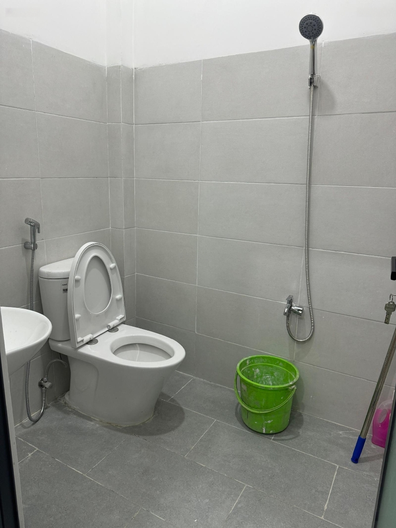 Cho Thuê Phòng Trọ Diện Tích: 15M2 Giá 4, 5 Triệu/Thg Nhà Lầu ,Hbc,Tđ, Liên Hệ:0908284781-0908016419